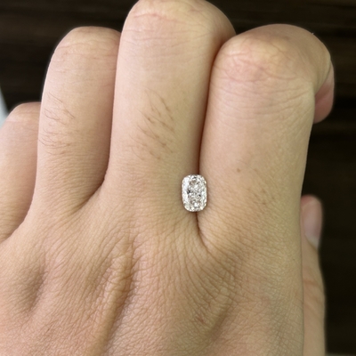 شراء 0.7CT المختبر النضج الممتد الوسادة قطع الماس VS1 وضوح E لون online manufacture